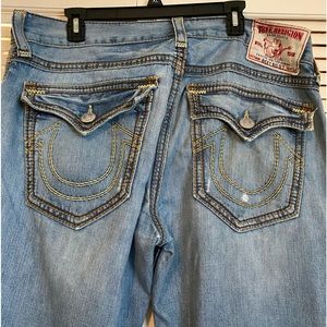 True Religion destroyed Mens jeans.  Size 38 waist 34 inseam.